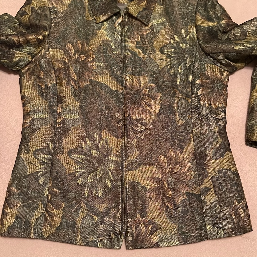 Dana Buchman Jacket-Made in Italy - Picture 6 of 12